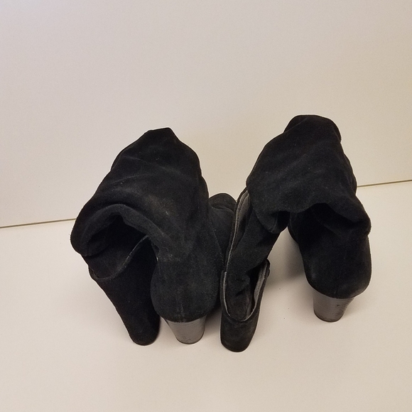 Women's Black Suede Knee Boots - Picture 6 of 12